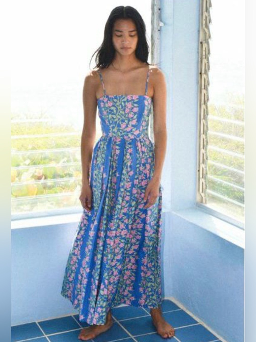 Coco Shop Skinny Strap Poof Midi Dress in Blue